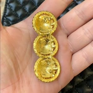 Vintage Jewelry - Designer Vintage Gold Lion Head Brooch Bar Vintage Jewelry - Designer Vintage Gold Lion Head Brooch Bar